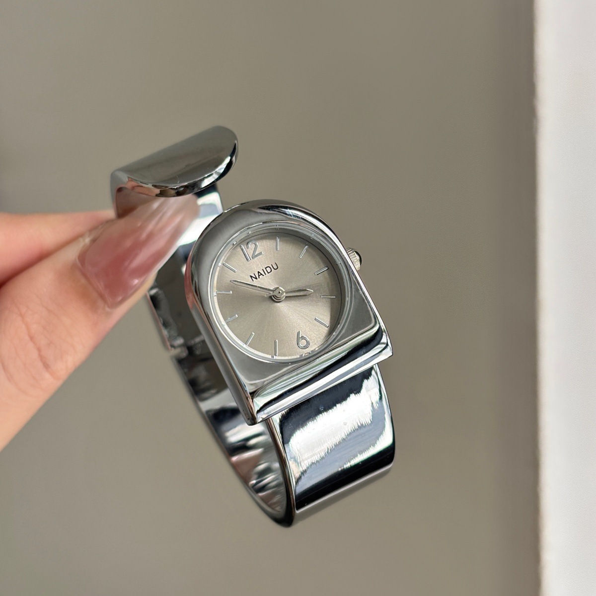 2026 Neue Gold-Armbanduhr für  – Luxury Watch Levels Bewertung und Preis