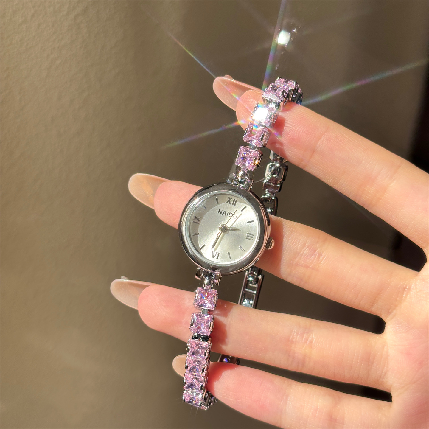 Neue modische, mit Diamanten b – Luxury Watch Levels Bewertung und Preis