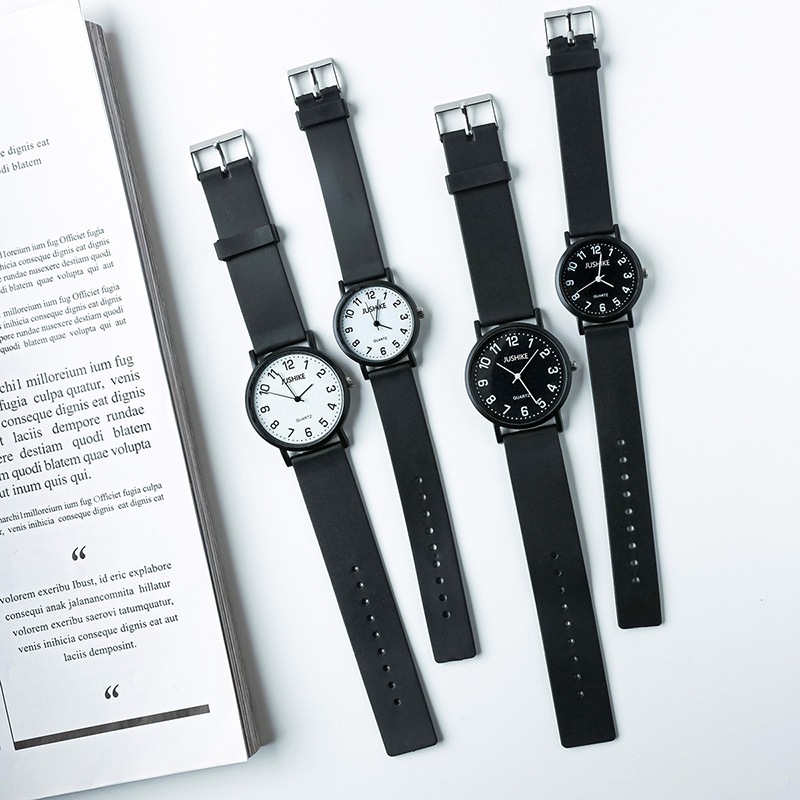 Einfache schwarze Uhr Quarzuhr – Luxury Watch All Black Bewertung und Preis