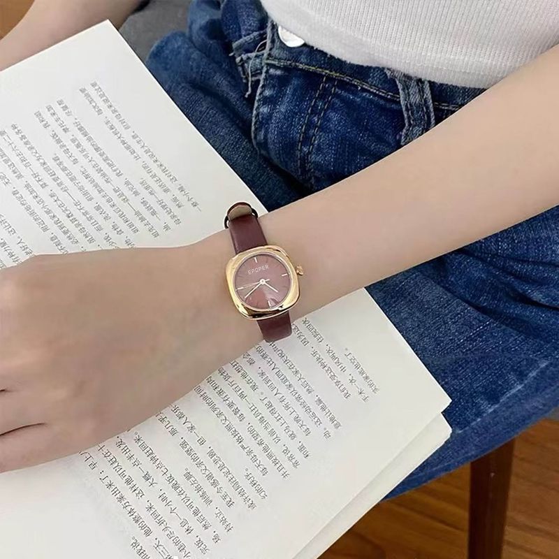Trendige Uhr mit hohem Erschei – Luxury Watch Levels Bewertung und Preis
